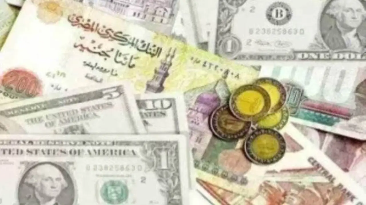 أسعار العملات العربية والأجنبية في مواجهة جديدة اليوم الخميس
